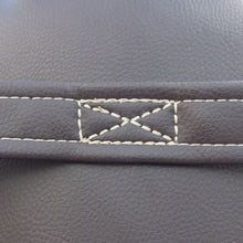 Încărcați o imagine în vizualizatorul galeriei: Sac de box YA'FI autoportant - Maro