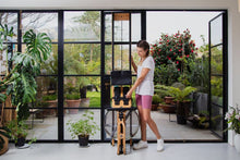 Kép betöltése a galériamegjelenítőbe: WaterRower Performance Ergométer - Cseresznyfa