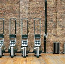 Kép betöltése a galériamegjelenítőbe: WaterRower M1 Low-Rise