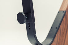 Încărcați o imagine în vizualizatorul galeriei: NOHrD Bike szobabicikli - Diófa