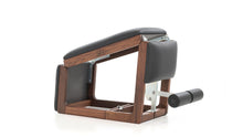 Load image into Gallery viewer, NOHRD TriaTrainer - Walnut leather
